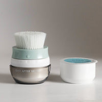 Day After™ Brush + Refill Bundle Clean Dry Shampoo